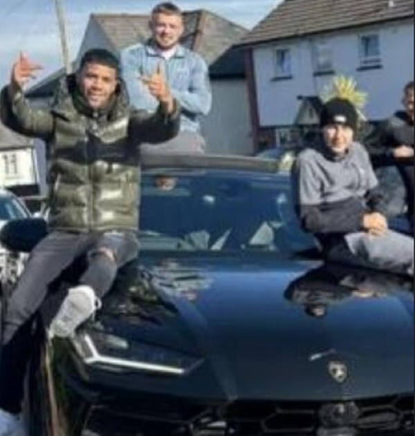 lamborghini pic.jpg