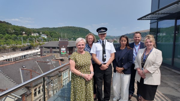 Ponty Station Handover
