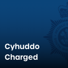 Cyhuddo